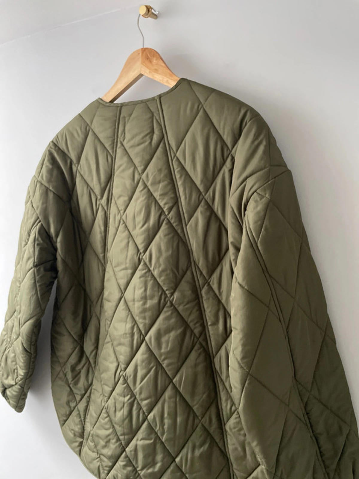 Women’s Pieces Oversized Fit Light Weight Crew Neck Quilted Jacket In Khaki - Small - 2481