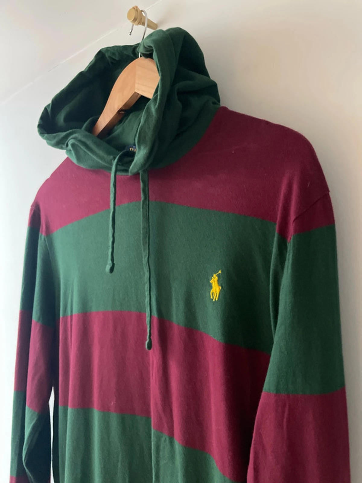 Men’s Ralph Lauren Stripped Hooded Rugby Shirt Top In Burgundy/Green - Medium - 2532