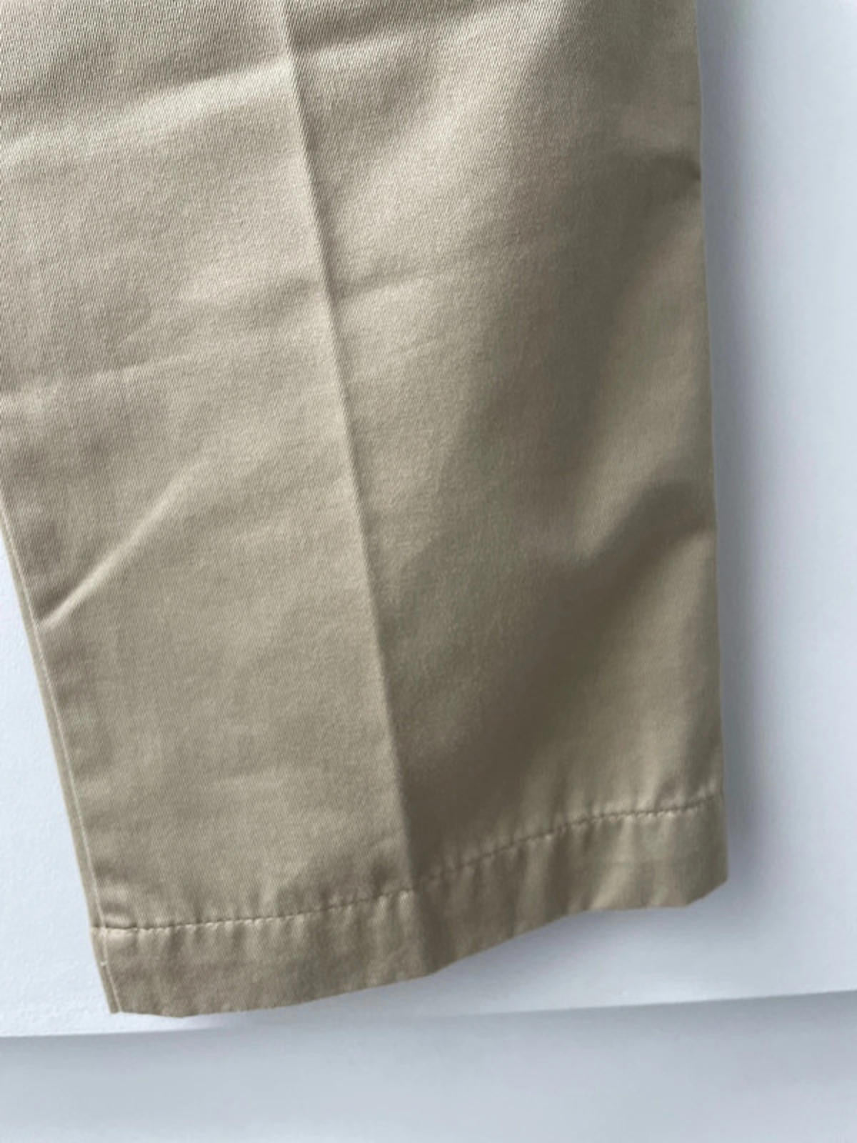 Men’s Dockers Khakis Premium Classic Chino Trousers - W34/L30 - 1707