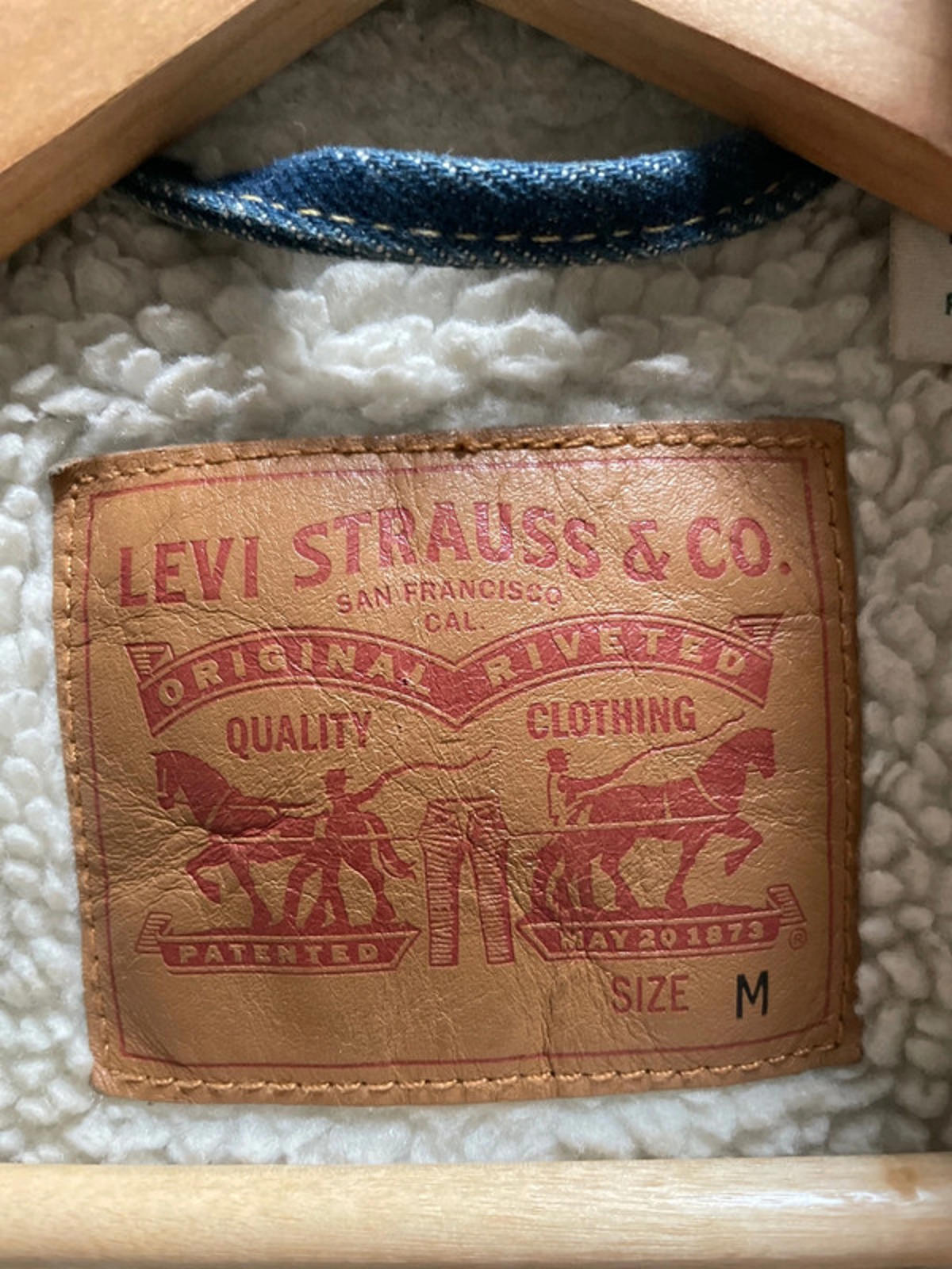 Men's Levi's Denim Trucker Jacket Coat With Borg Lining In Navy - Medium - 2341