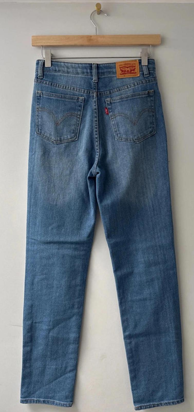 Women’s Levi’s Ribcage Straight Ankle Fit High Waisted Jeans - W26 / L29 - 0361