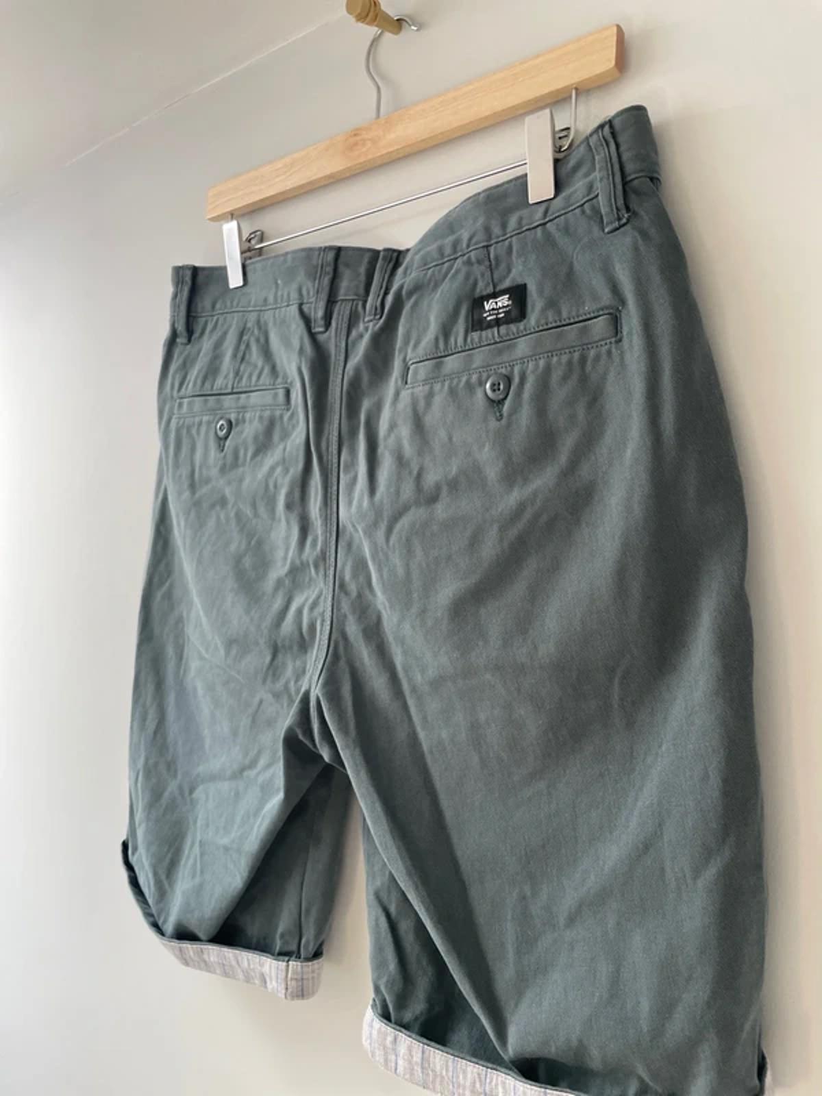Men’s Van Classic Chino Shorts In Blue - W32/L9 - 2901