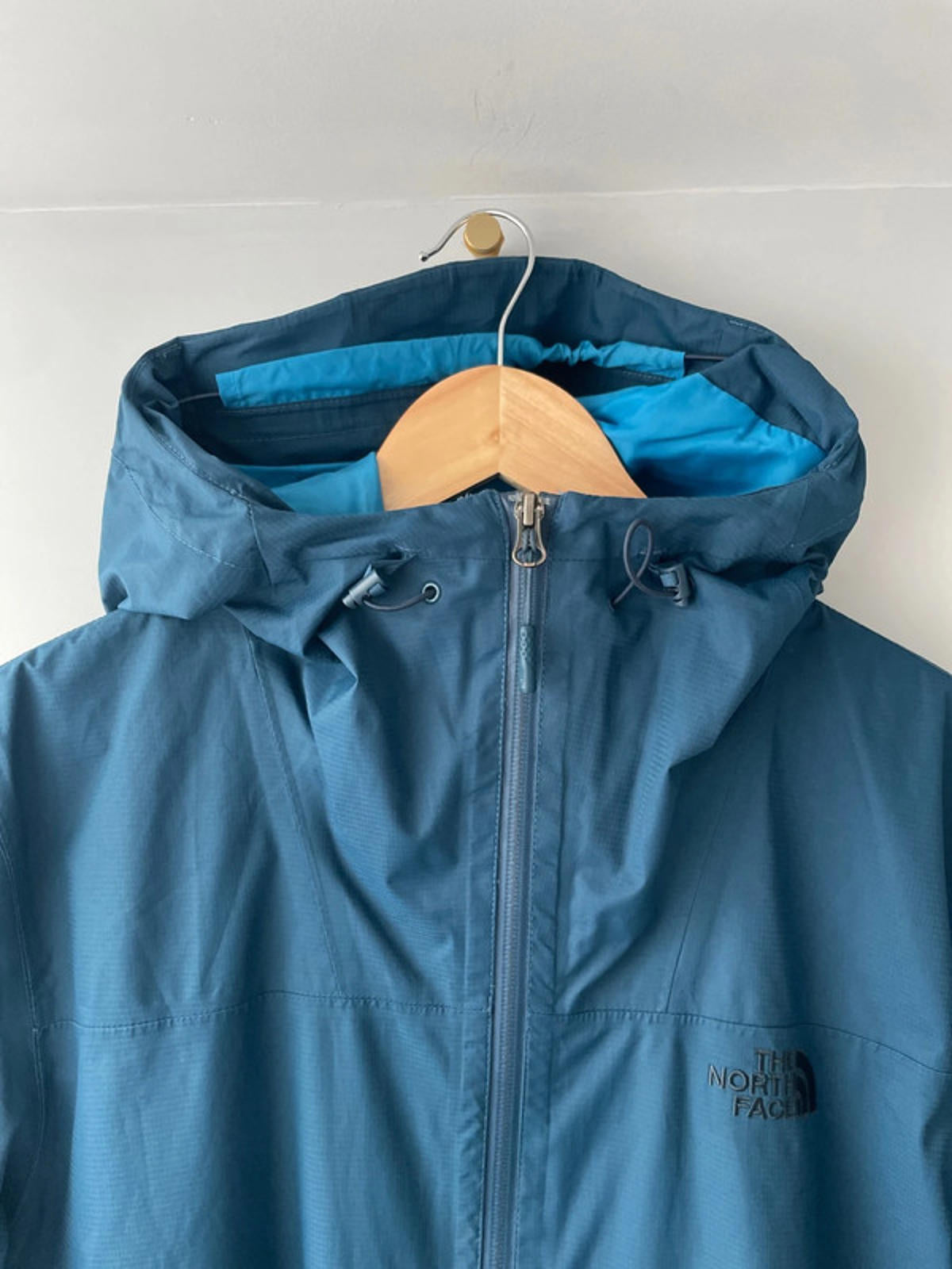 Men’s The North Face Waterproof Dryvent Jacket In Blue - Small - 1952