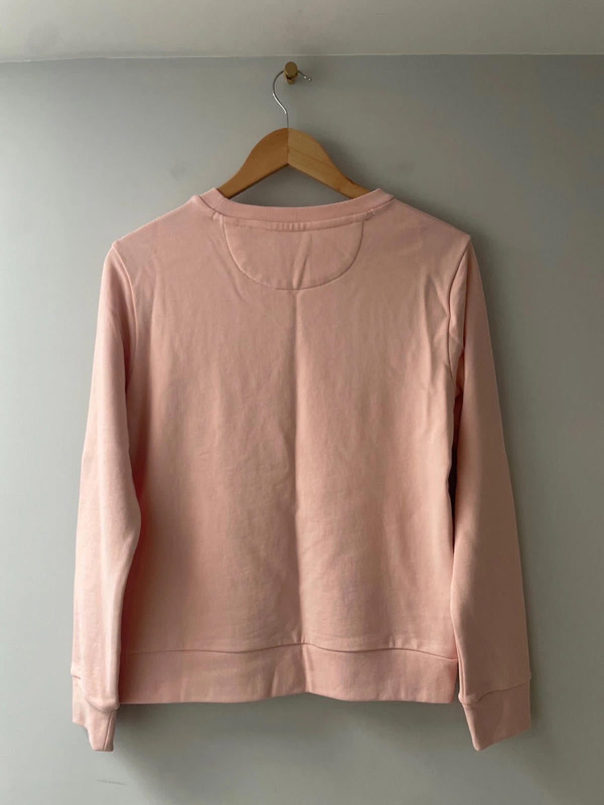 Women's GANT Tonal Graphic Jersey Sweatshirt In Pink - Small - 2812