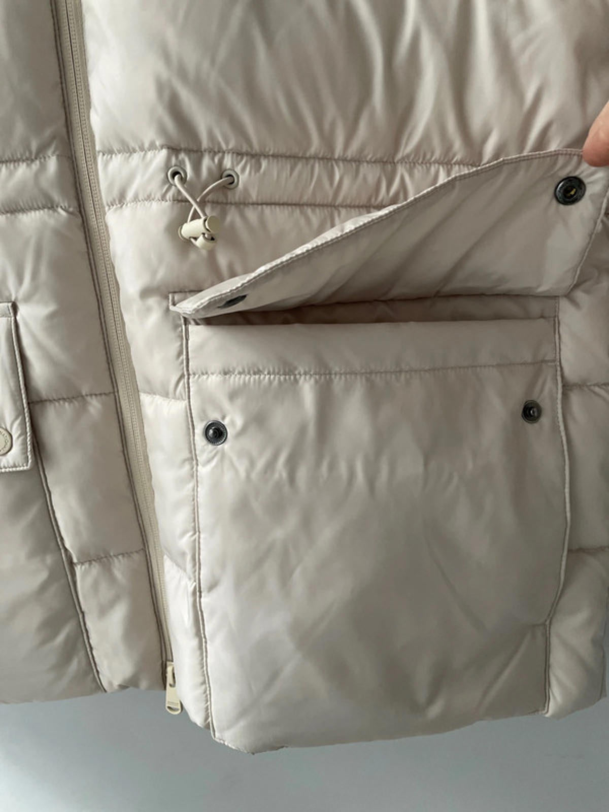 Women’s Barbour International Lisbon Padded Hooded Puffer Jacket In Cream - UK 8 - 2433