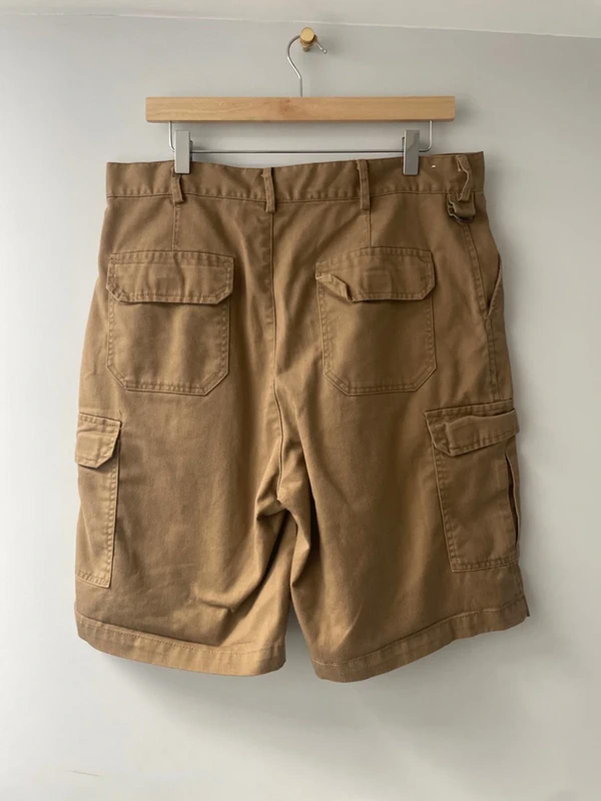 Men’s Dickies Baggy Fit Cargo Shorts In Beige - W36/L9.5 - 3181