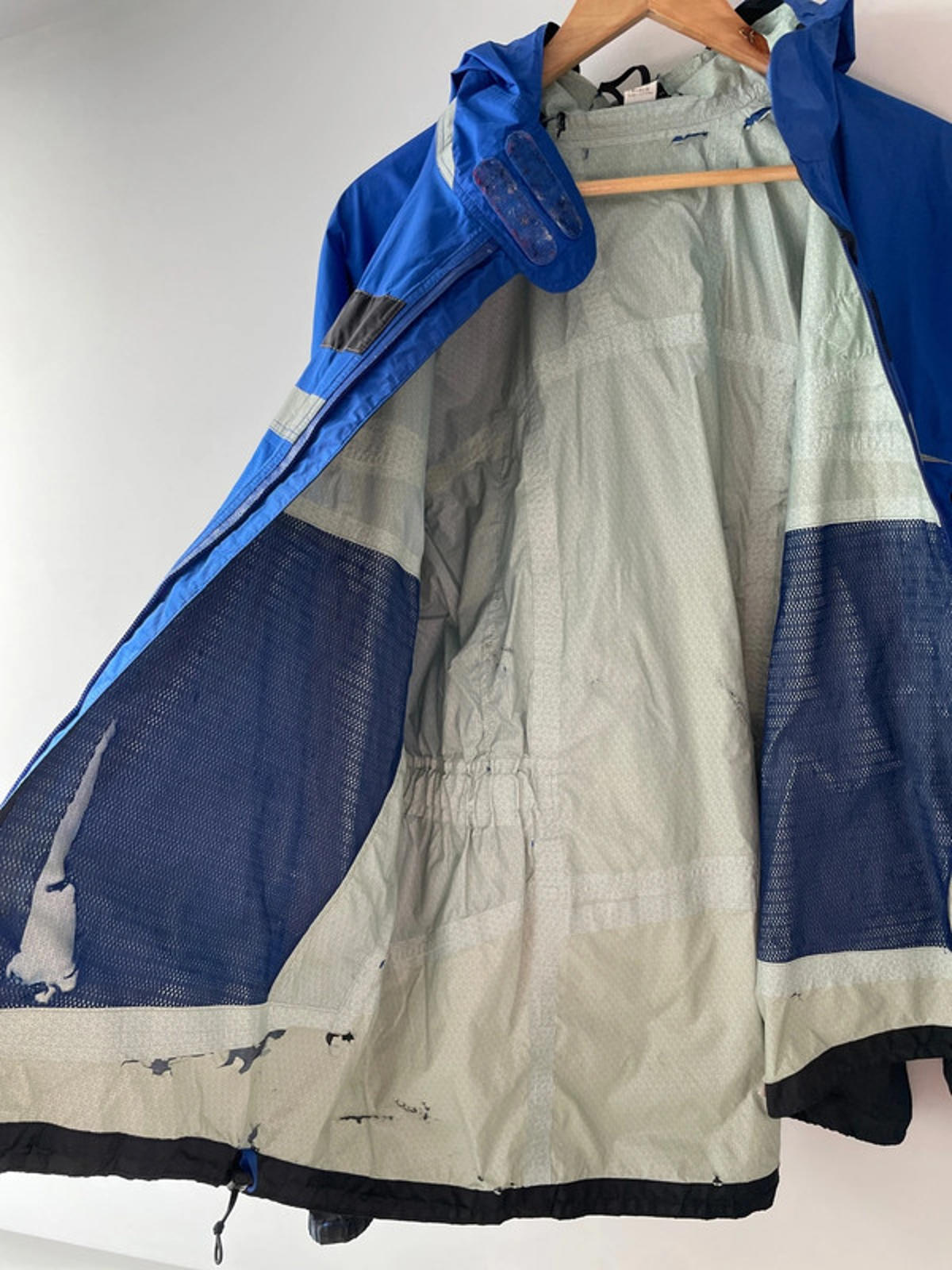 Men’s Patagonia Hooded Waterproof Jacket Coat In Blue - XLarge - 2026