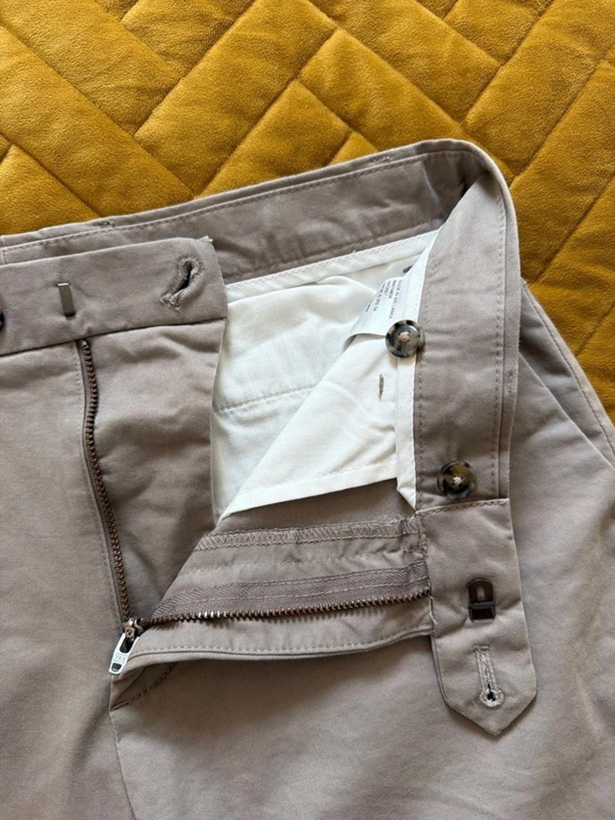 Women’s Reiss Premium Stretch fit Classic Chino Shorts in Beige - W30 - 3266