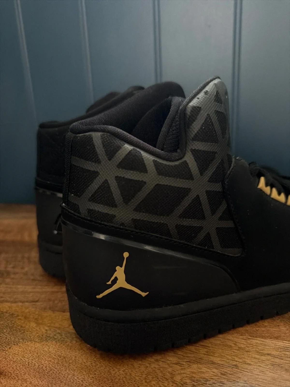 Men’s Nike Air Jordan 1 Flight 3 Basketball Trainers In Black - Uk9.5 -3300