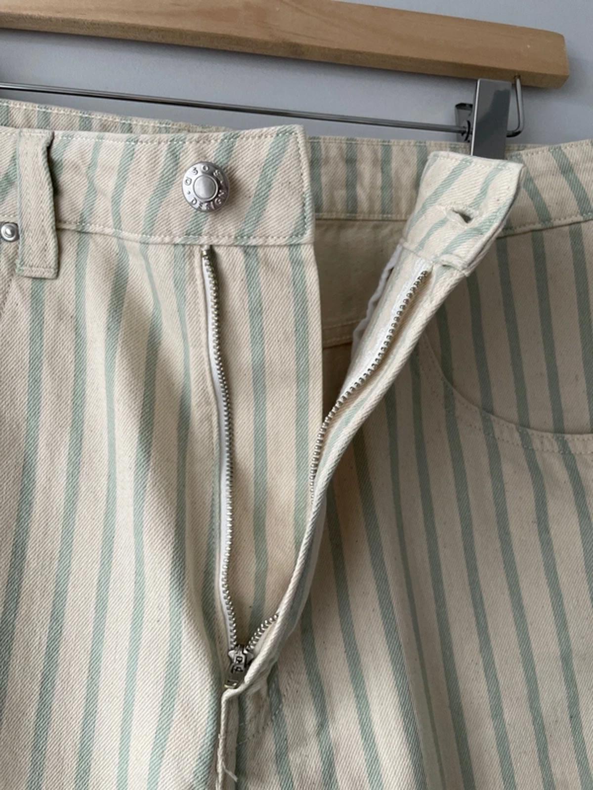 Men’s Stripped Classic Chino Shorts in Green/Cream - W34/L10.5 - 3166