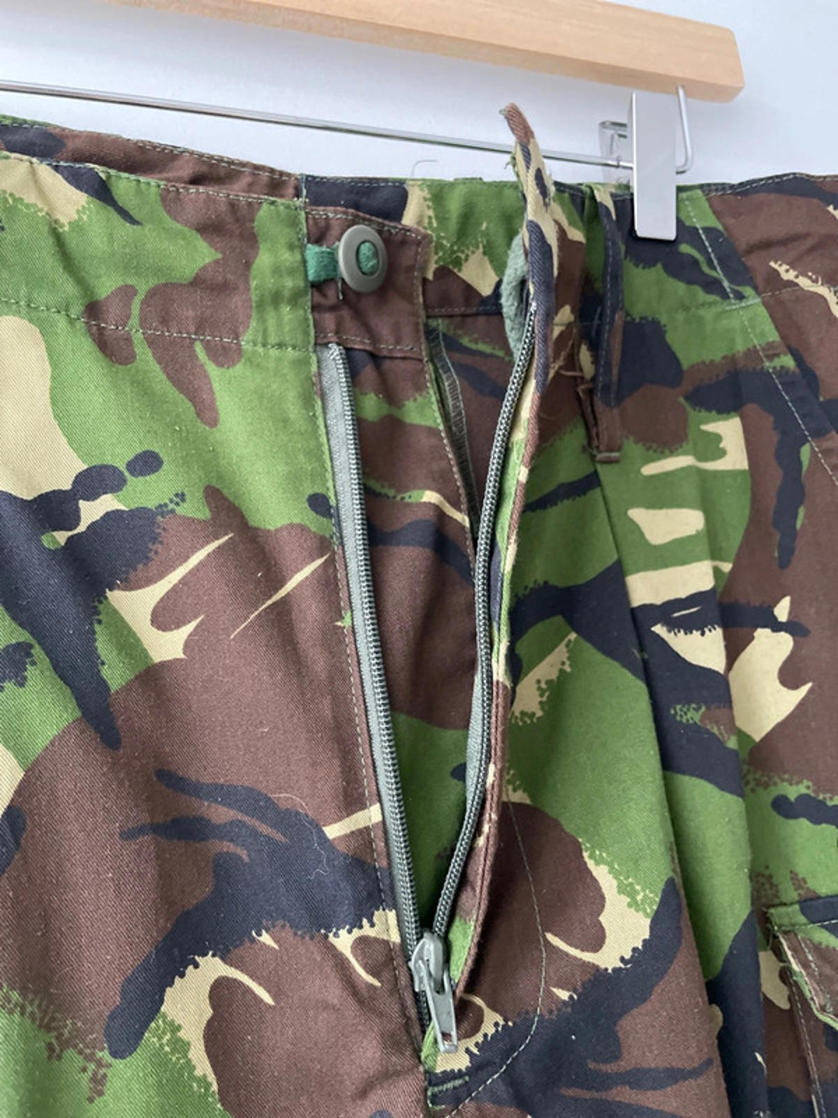 Men’s Army Surplus Military Camo Combat Trousers In Green/Brown - W30/L31 - 2282