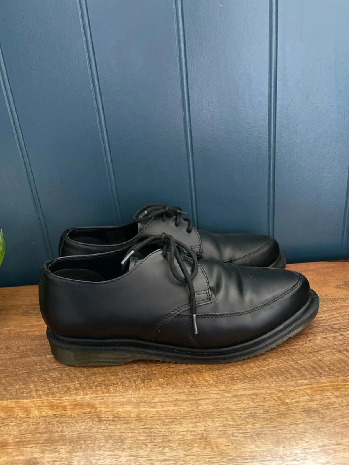 Womens Dr Martens Willis Premium Leather Lace Up Shoes In Black - UK5 - 2186