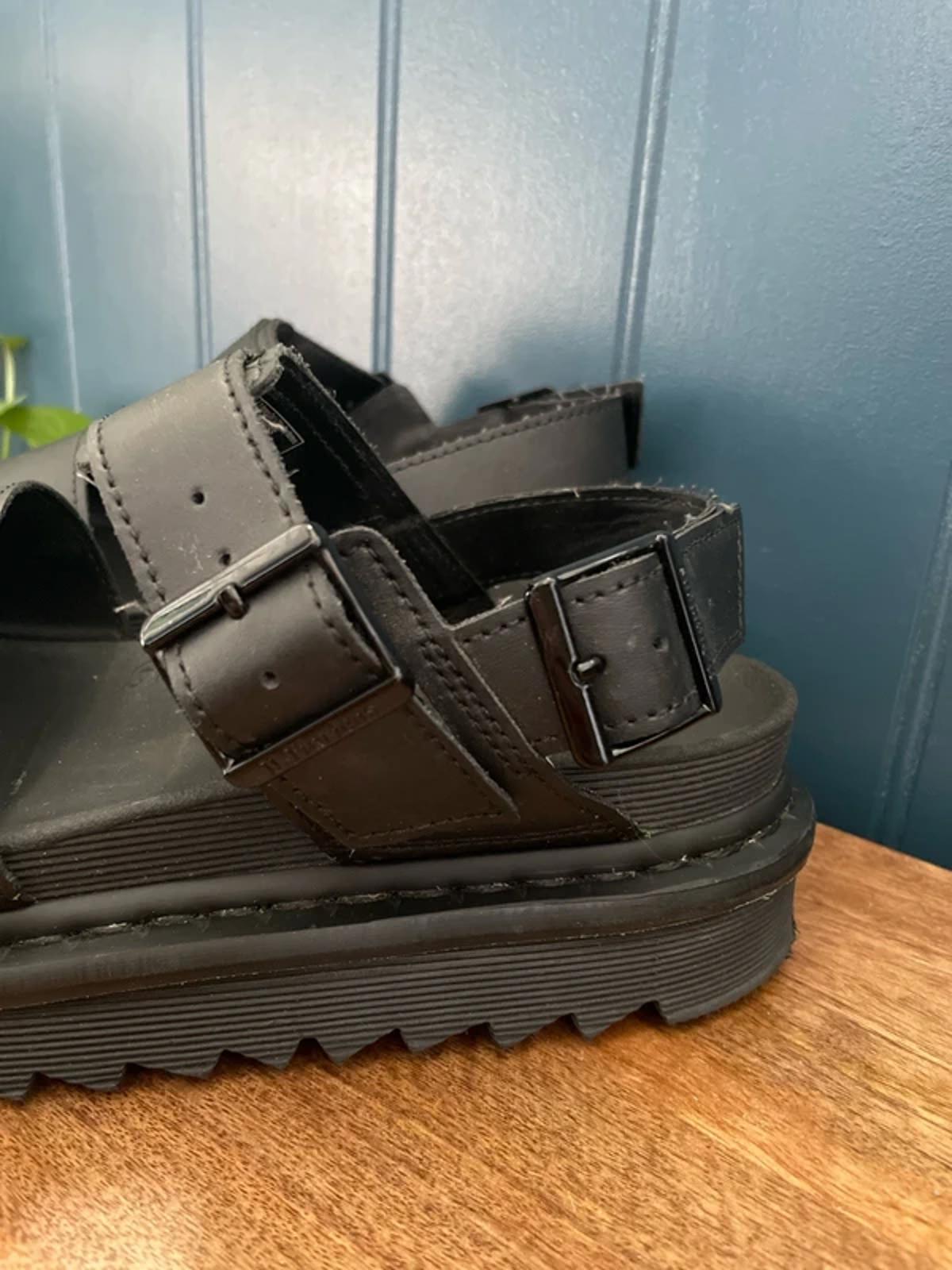 Women’s Dr Martens Voss Chunky Sole Sandals In Black - UK 7 - 3045
