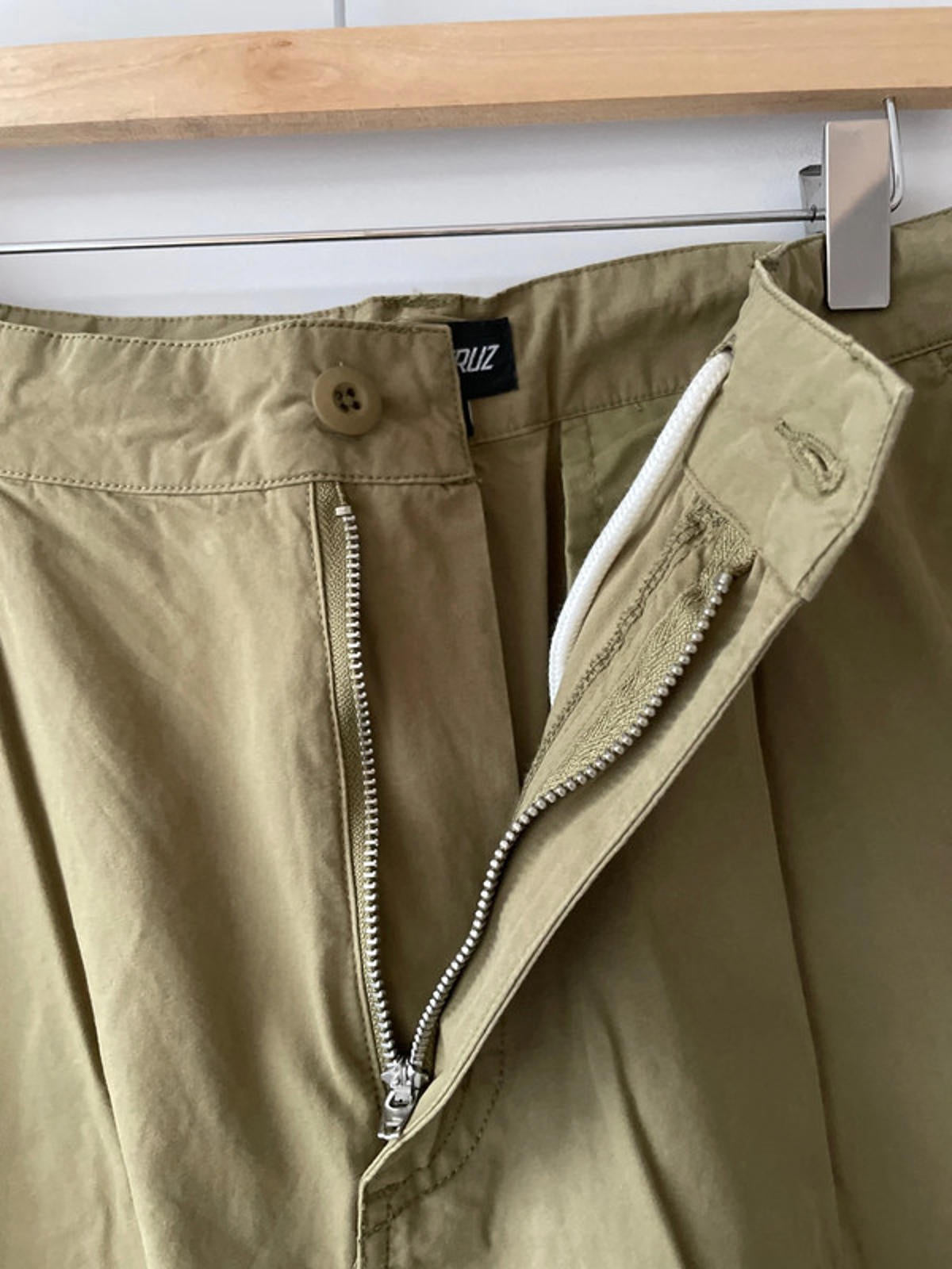 Men’s Santa Cruz Wide Leg Baggy Fit Flight Pants in Khaki - W32/L29 - 2763