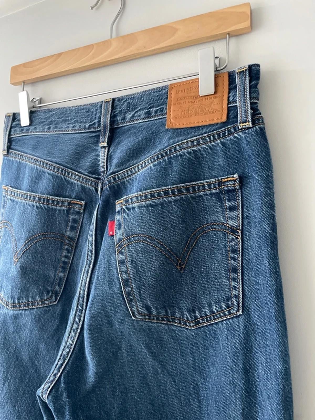 Women’s Levi’s High Waisted Ribcage Straight Fit Jeans In Navy - W28/L27 - 2954