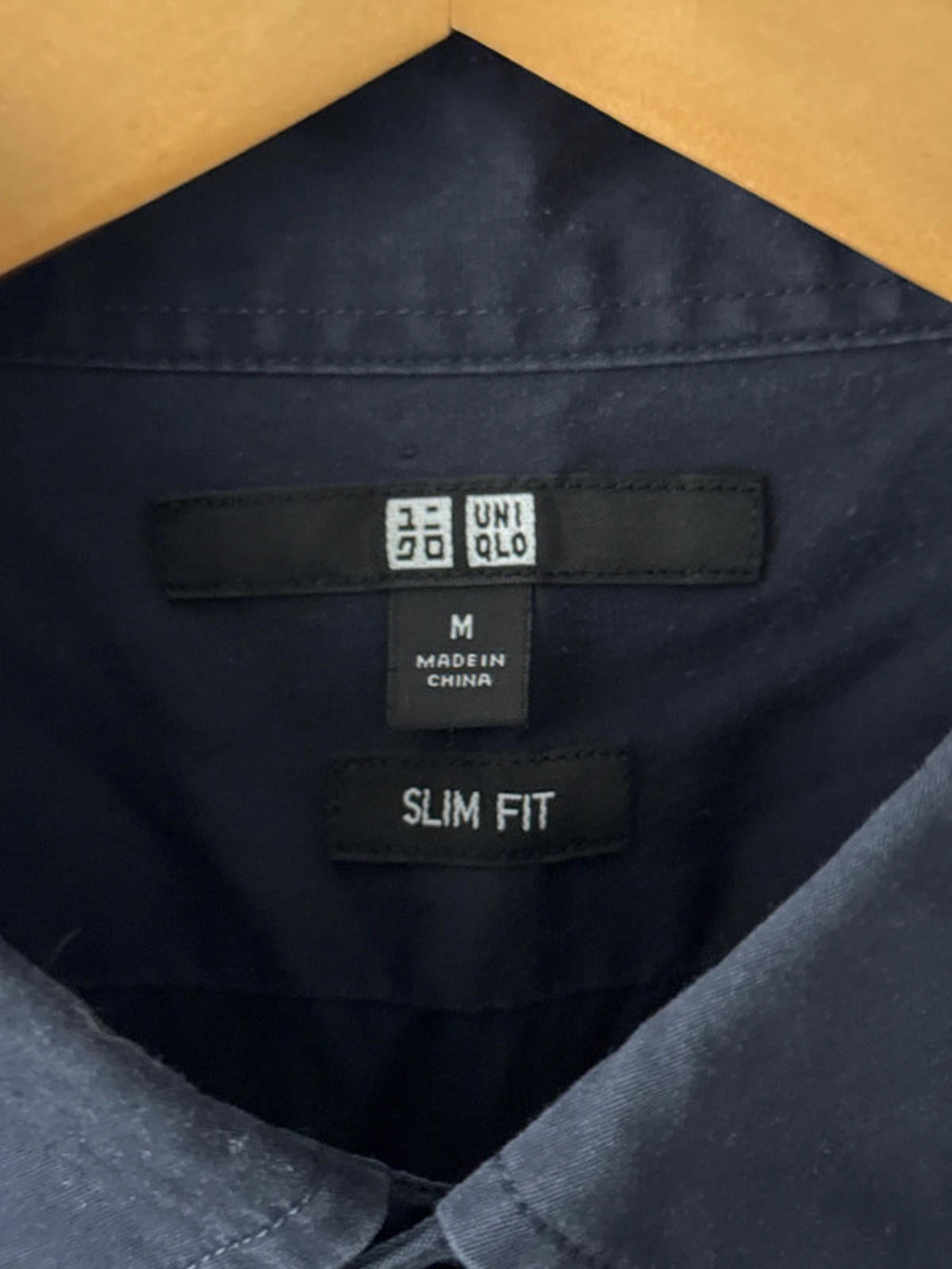 Men’s Uniqlo Slim Fit Long Sleeve Shirt In Navy - Medium - 0346