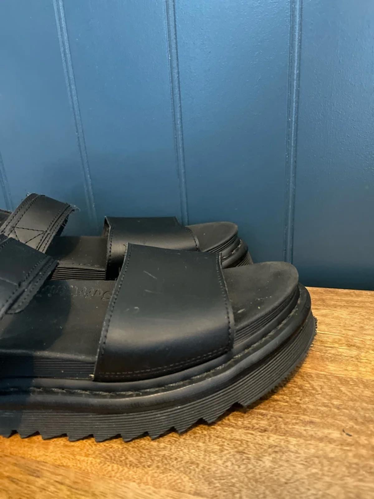 Women’s Dr Martens Voss Chunky Sole Sandals In Black - UK 7 - 3049