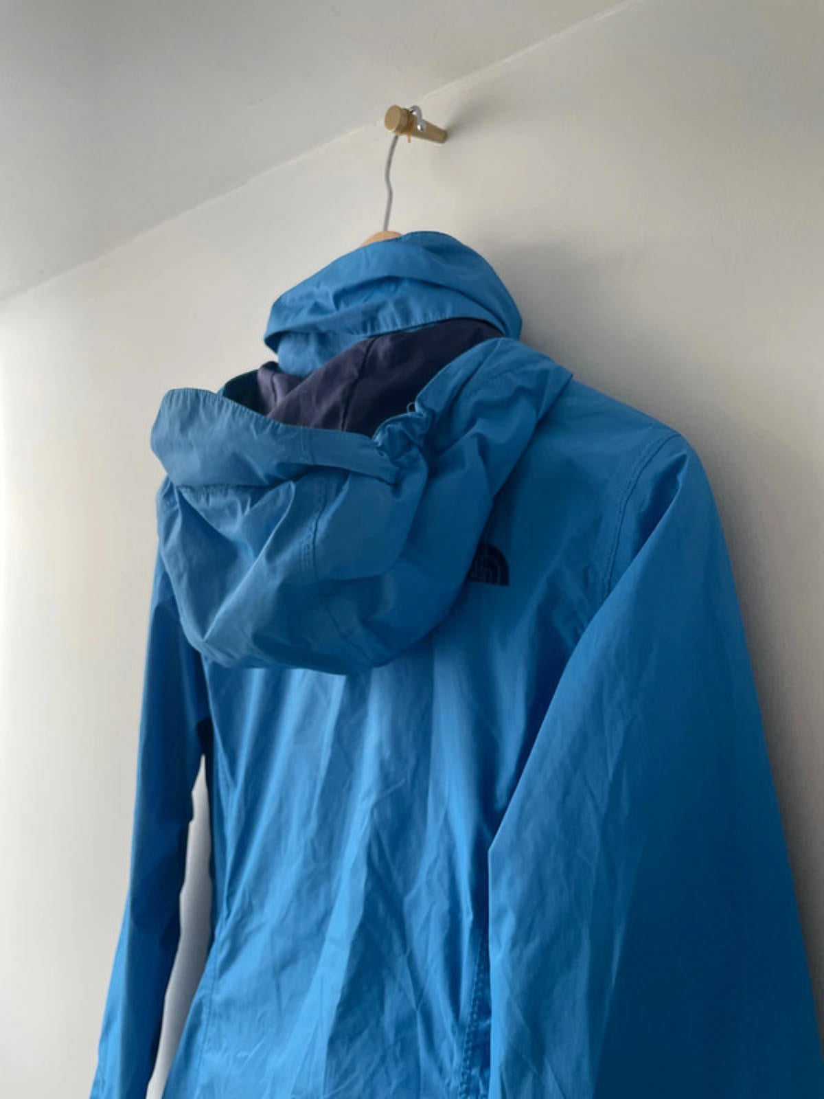 Women’s The North Face Dryvent Hooded Waterproof Jacket Coat - Small - 2110
