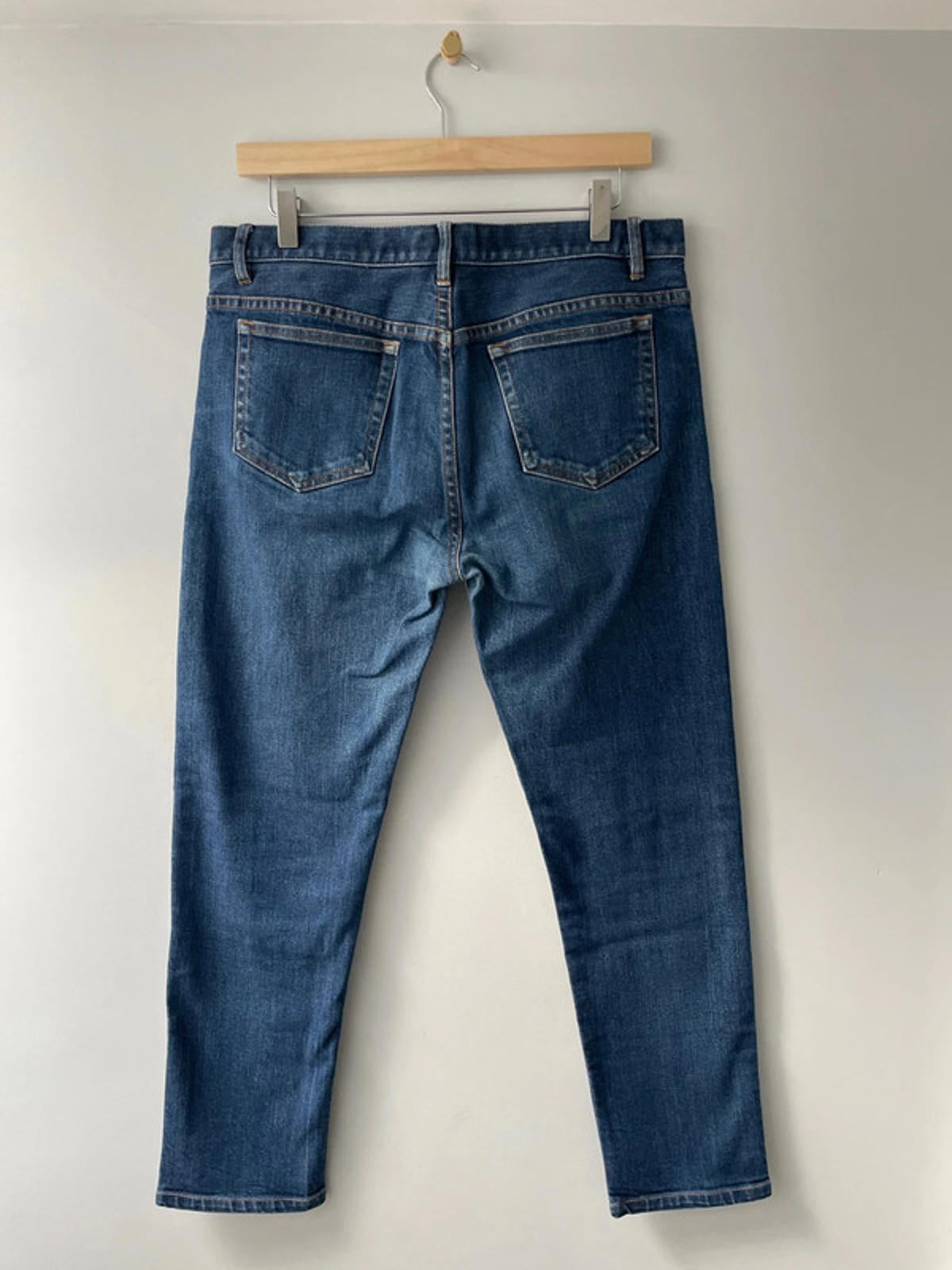 Unisex A.P.C New Standard Straight Cut Jeans In Navy - W33/L28 - 2530