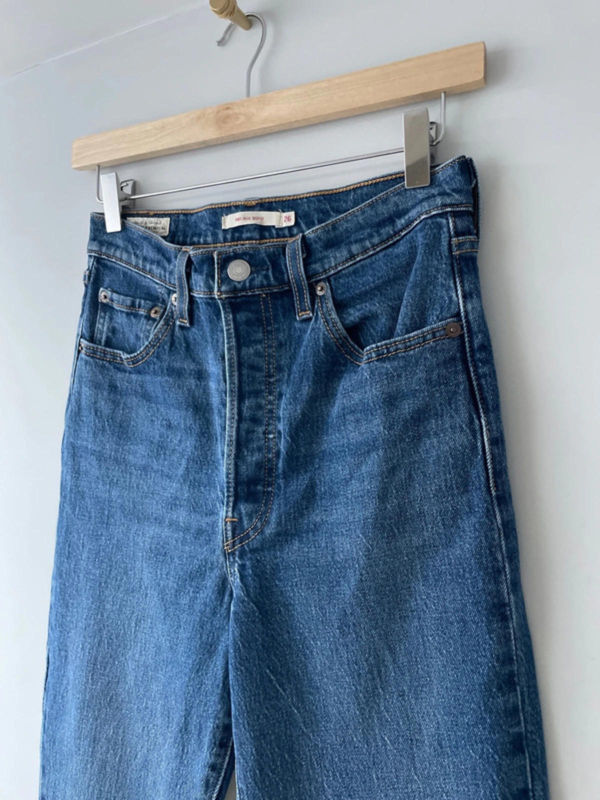 Women’s Levi’s High Waisted Ribcage Boot Straight Fit Jeans In Navy - W26/L31 - 2562