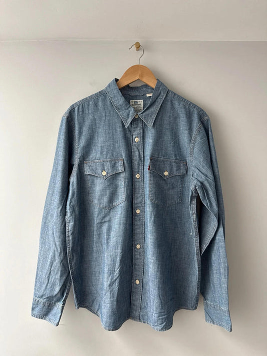 Men’s Levi’s Relaxed Fit Western Chambray Denim Shirt - Medium - 1974