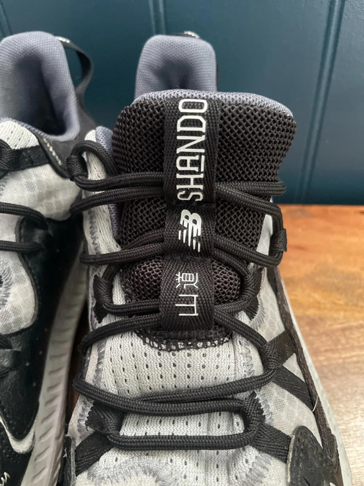 Men's New Balance Shando Chunky Sole Trainers In Black/White - UK 9 - 1635