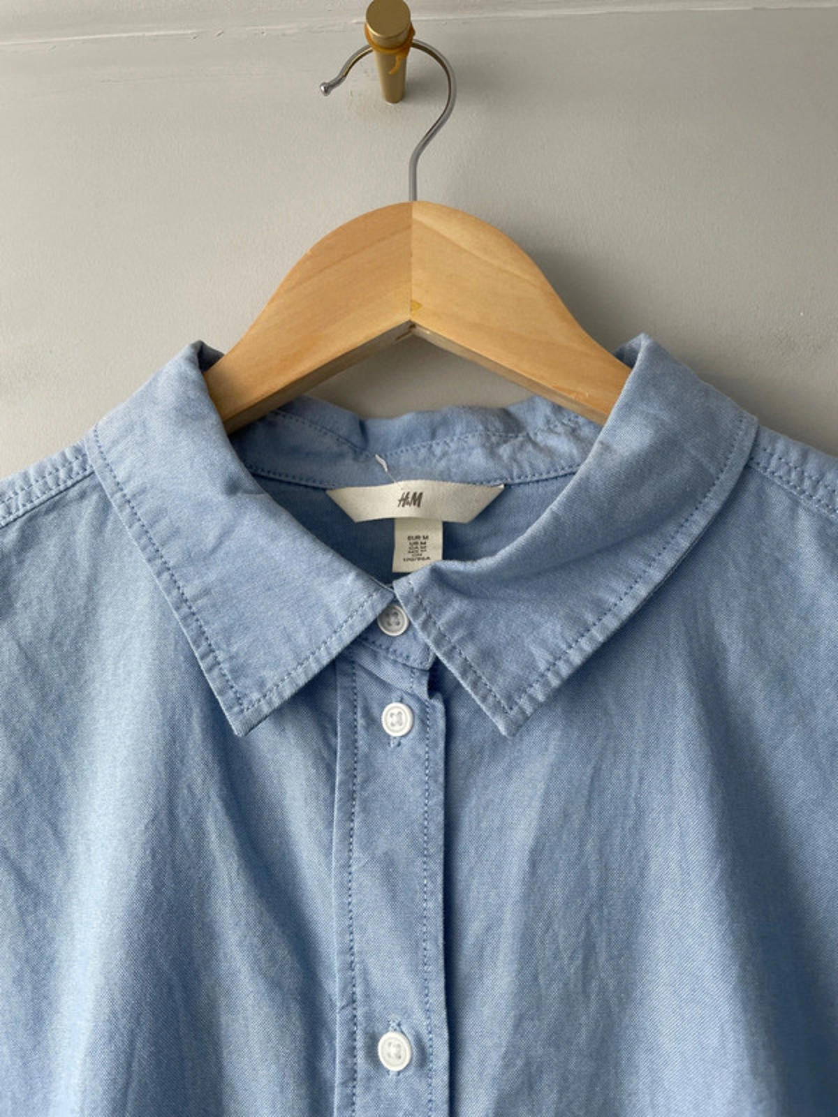 Men’s H&M Oversized Fit Long Sleeve Chambray Shirt In Blue - Medium - 2233