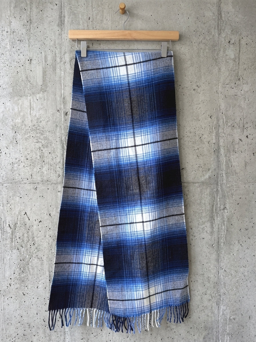 Unisex GANT Premium 100% Wool Plaid Scarf with Fringe In Navy/Off White - 3853