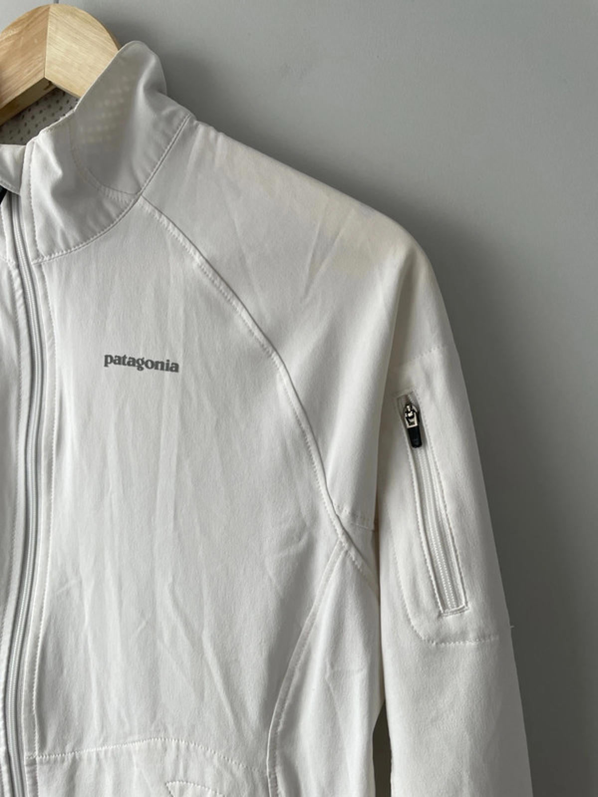 Women’s Patagonia Premium Lightweight Jacket coat - XSmall - 1832