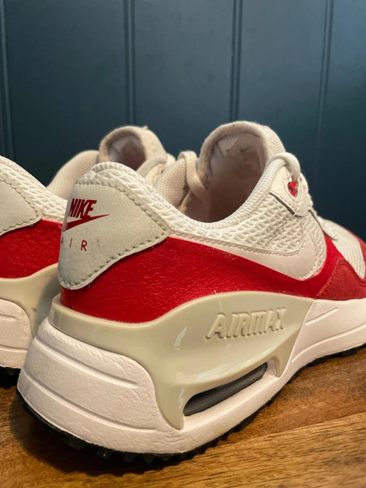 Women’s Nike Air Max SYSTM Trainers In White/University Red - UK 4.5 - 2606