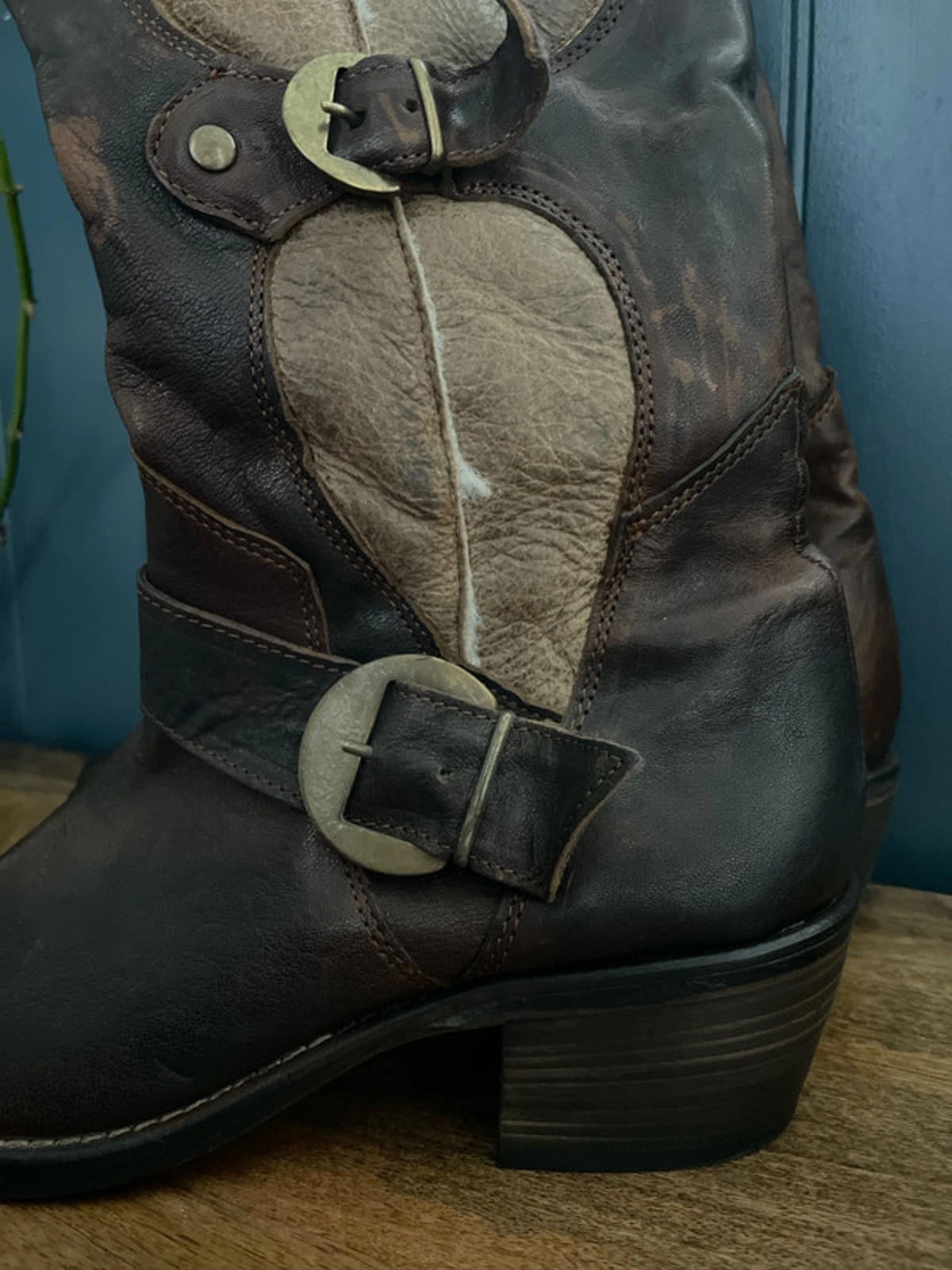 Women’s Manas Designer Leather Knee length Boots Made In Italy In Tan - UK 7 - 2569