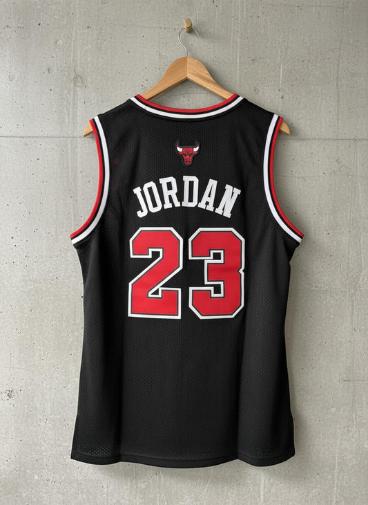 Mens Nike Chicago Bulls Michael Jordan #23 Basketball Jersey Top - Medium - 3495