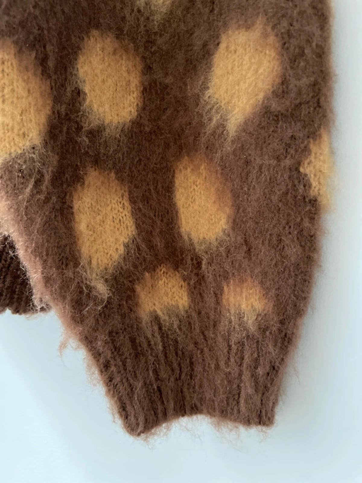 Men’s Santa Cruz Fuzzy Knitted Jumper In Brown - Medium - 2494