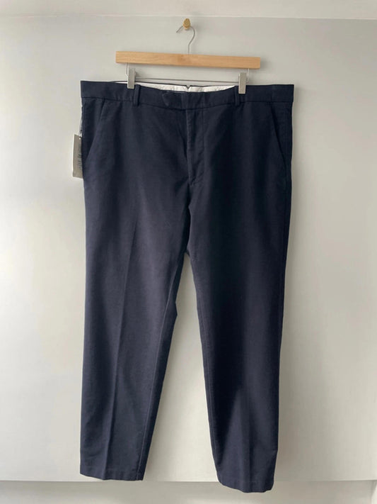 Men’s Jaeger Tapered Fit Trouser In Navy Blue - W42/L31 - 2550