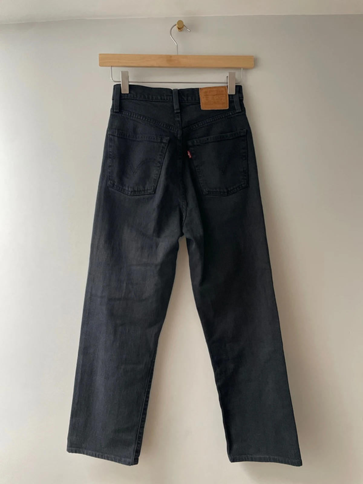 Women’s Levi’s High Waisted Ribcage Straight Fit Jeans In Black - W24/L27 - 2791
