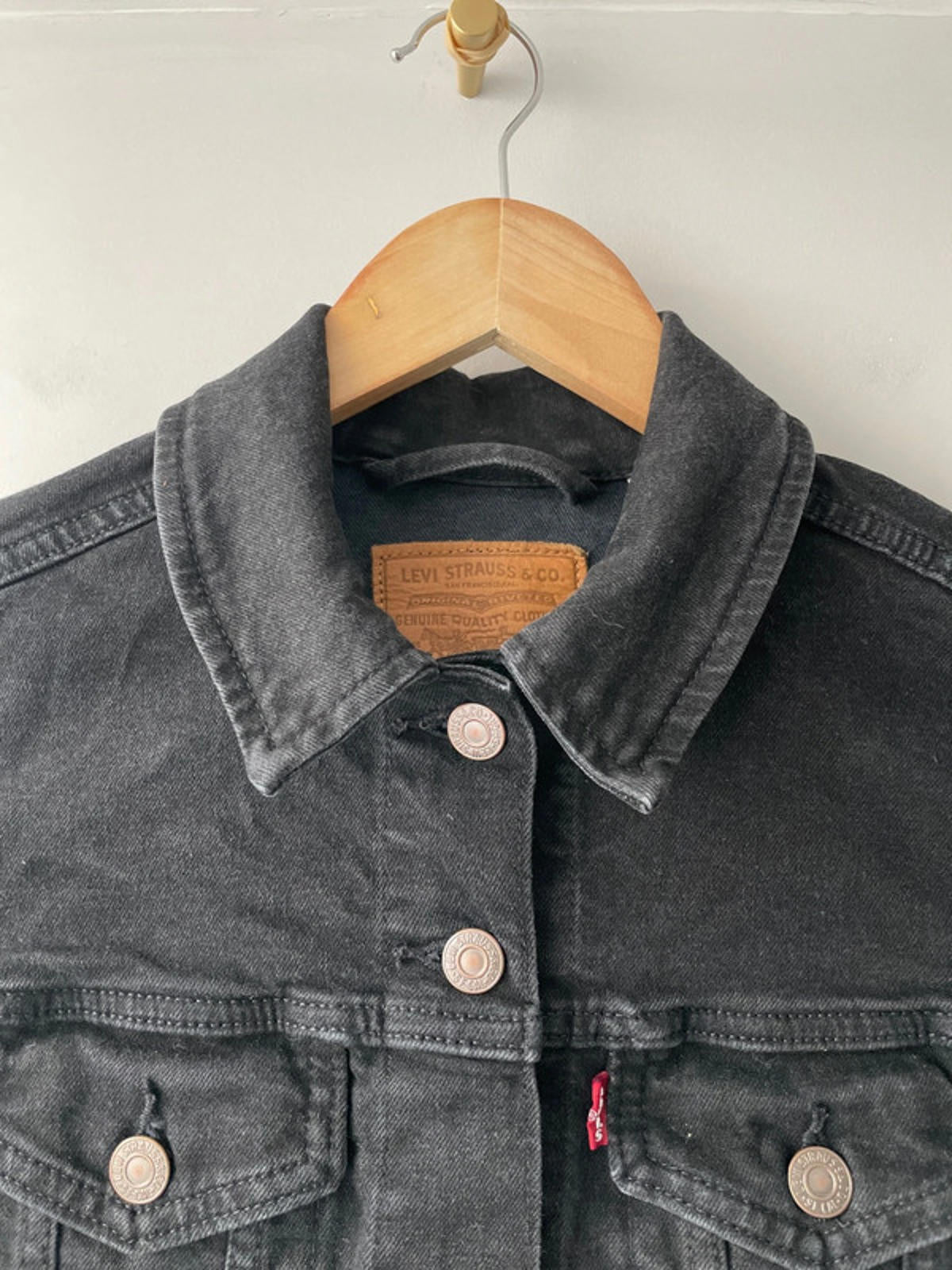 Women’s Levi’s Premium Denim Trucker Jacket In Black Wash - Small - 2463