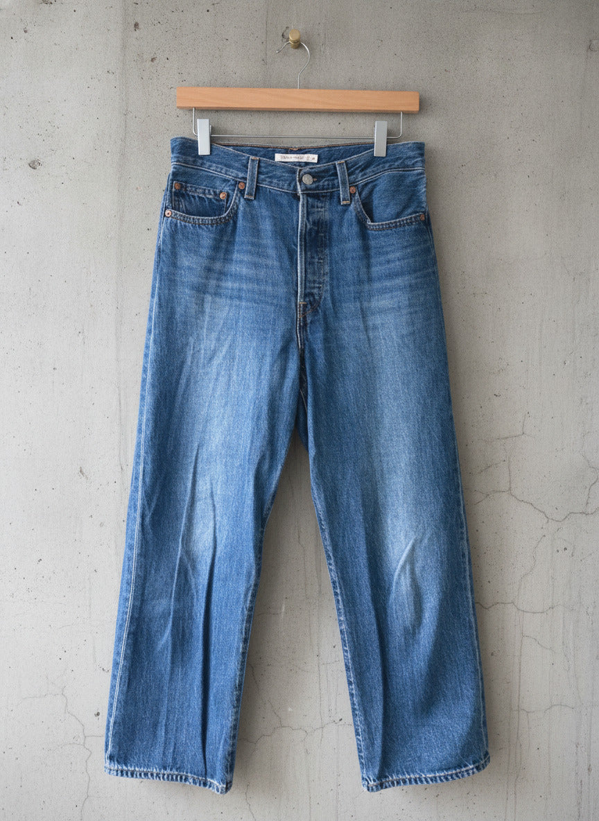 Women’s Levi’s High Waisted Ribcage Straight Fit Jeans In Navy - W28/L27 - 2954