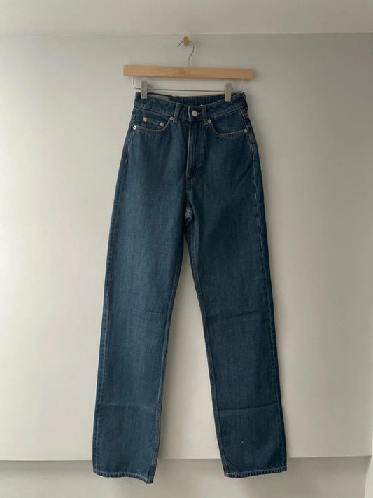 Women’s Weekday Rowe Extra High Waist Straight Fit Jeans - W24/L34 - 1823