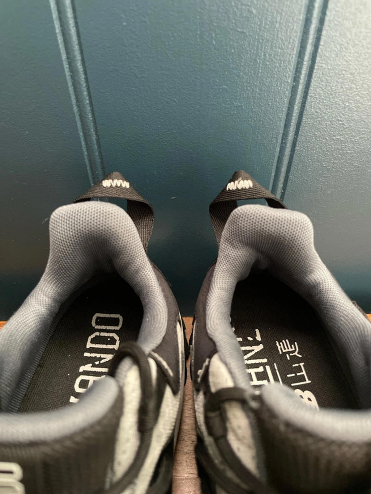 New Balance Shando Chunky Sole Trainers In Black/White - UK 8 - 1629