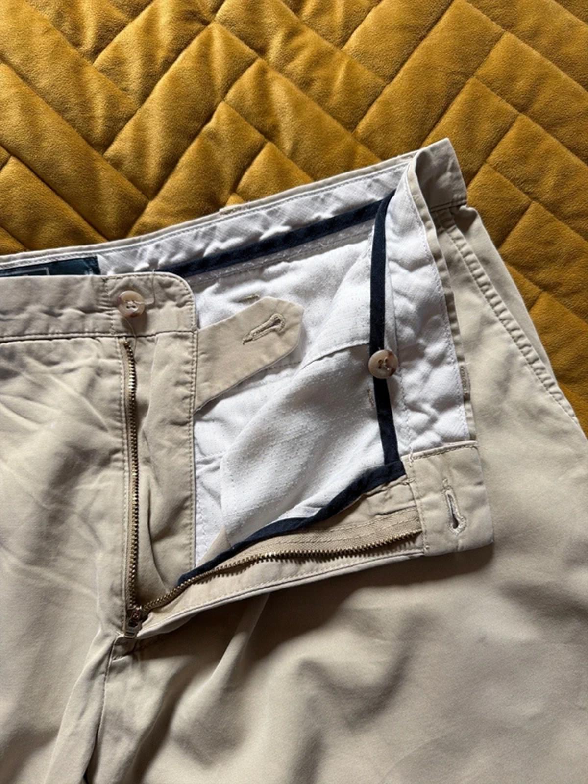Men’s Ralph Lauren Classic Chino Shorts in Beige - W38 - 3269