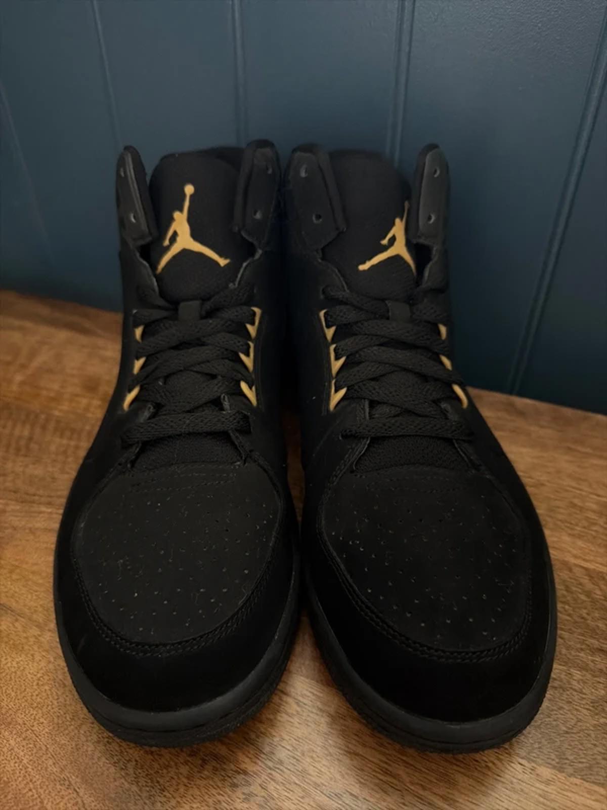 Men’s Nike Air Jordan 1 Flight 3 Basketball Trainers In Black - Uk9.5 -3300