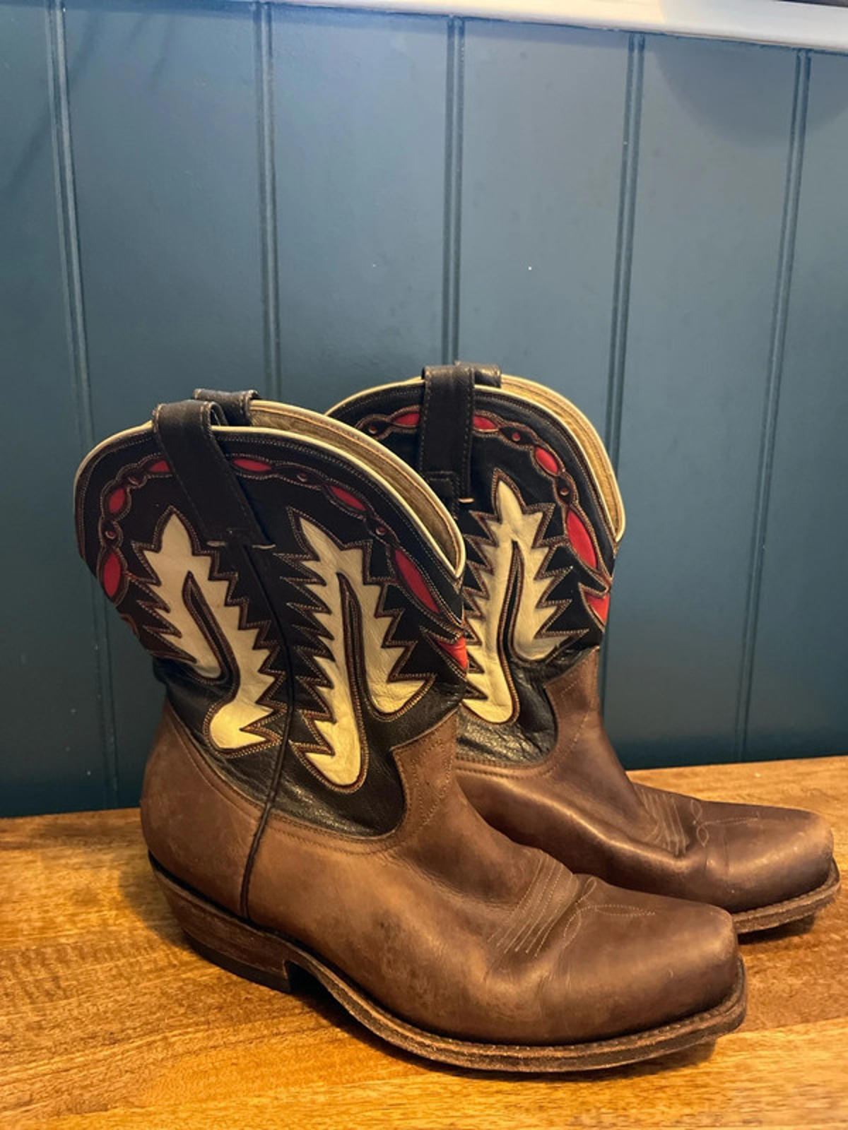 Women’s Buffalo Premium Leather Hand Crafted Cowboy Boots - UK5- 2575