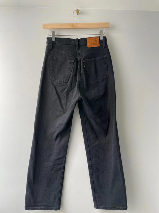 Women’s Levi’s High Waisted Ribcage Straight Fit Jeans In Black - W24/L26 - 2270