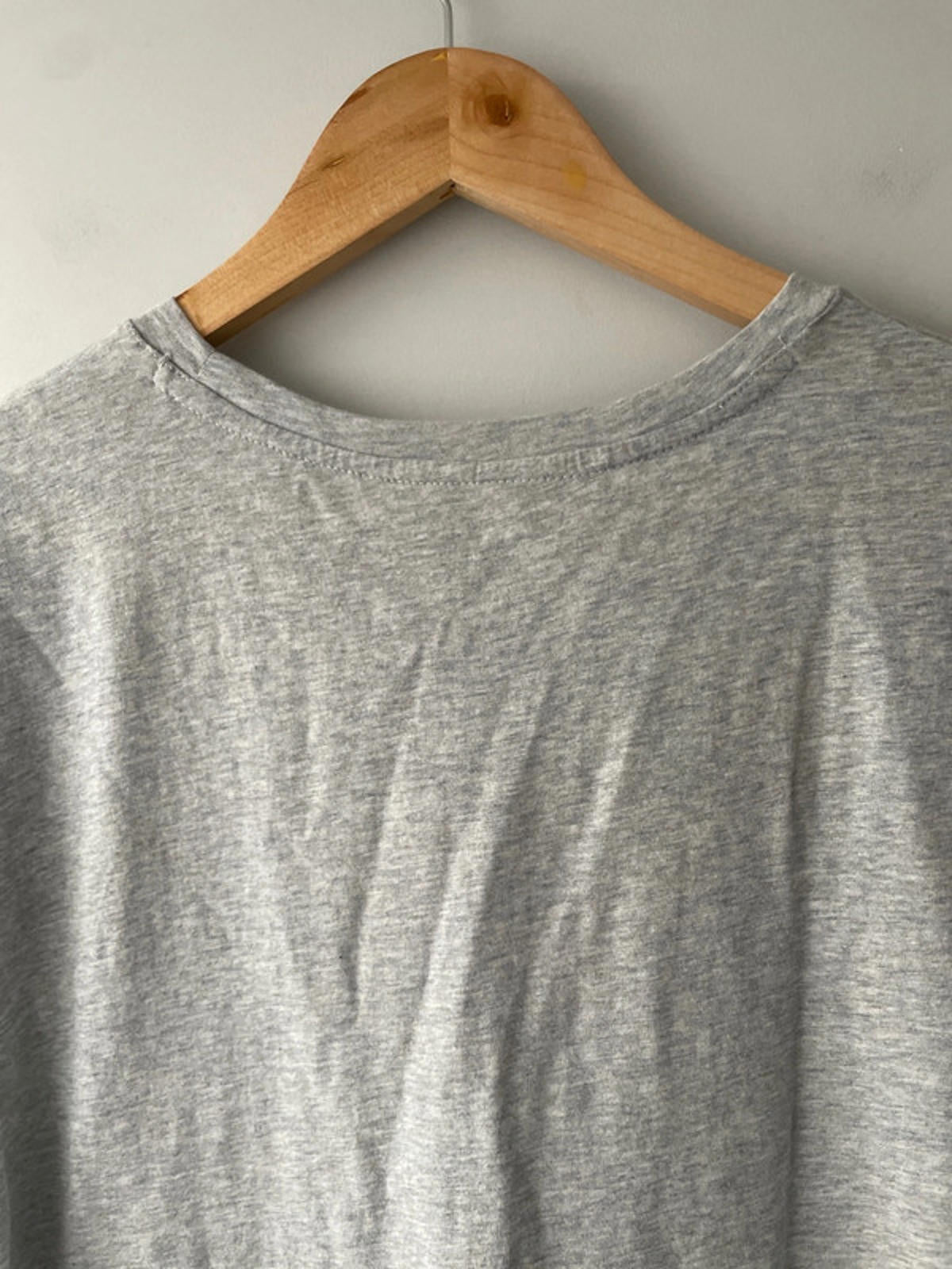 Men’s GANT Short Sleeve Crew Neck T-shirt In Grey - Medium - 2833