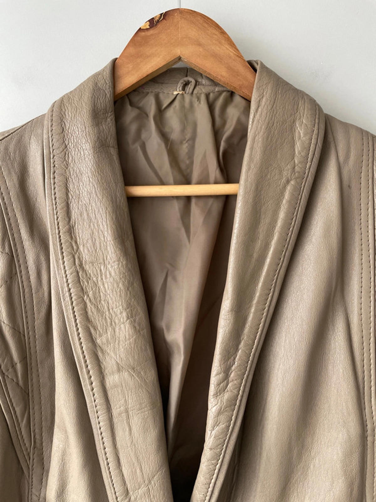 Women’s Premium Leather Vintage Jacket Coat With Belt In Beige - Small - 2426