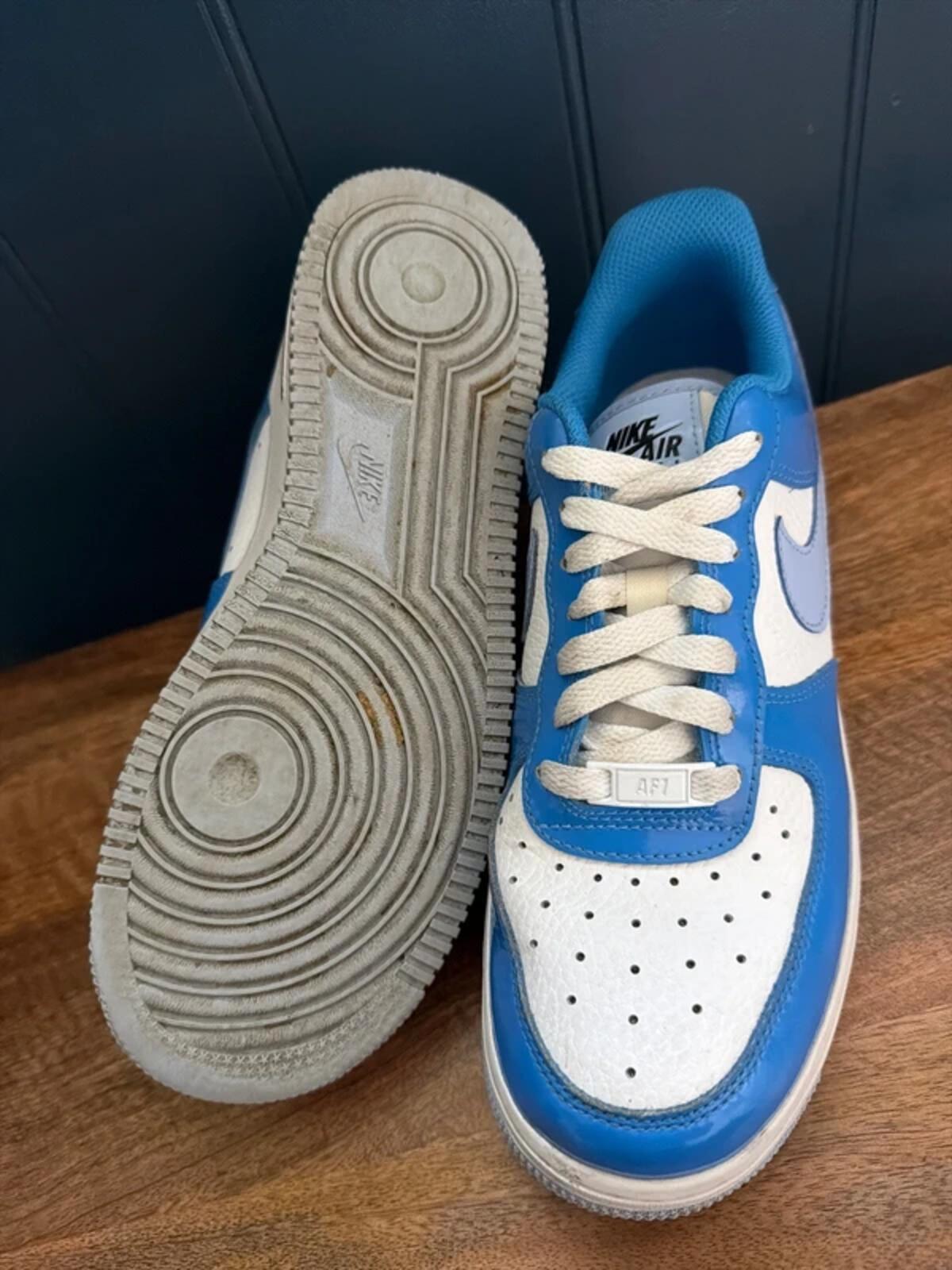 Women's Nike Air Force 1 chunky sole trainers in blue - uk5.5