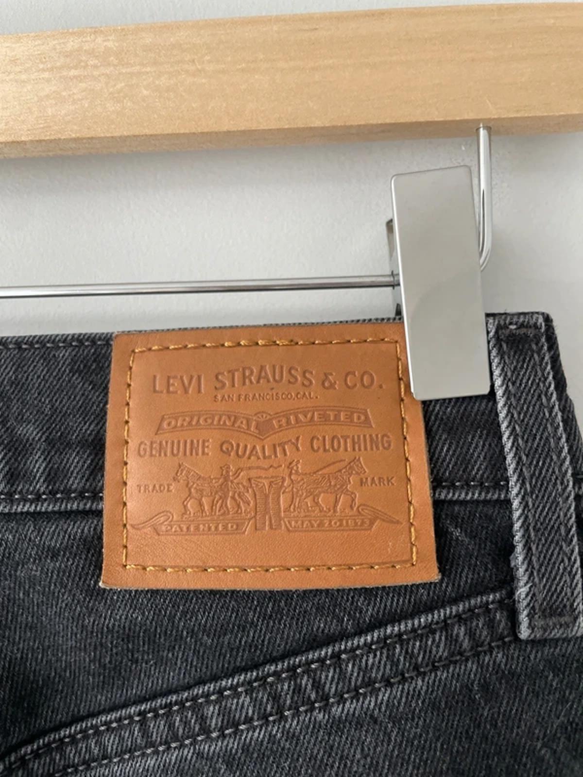 Women’s Levi’s High Waisted Ribcage Boot Straight Fit Jeans In Black - W25/L27 - 3001