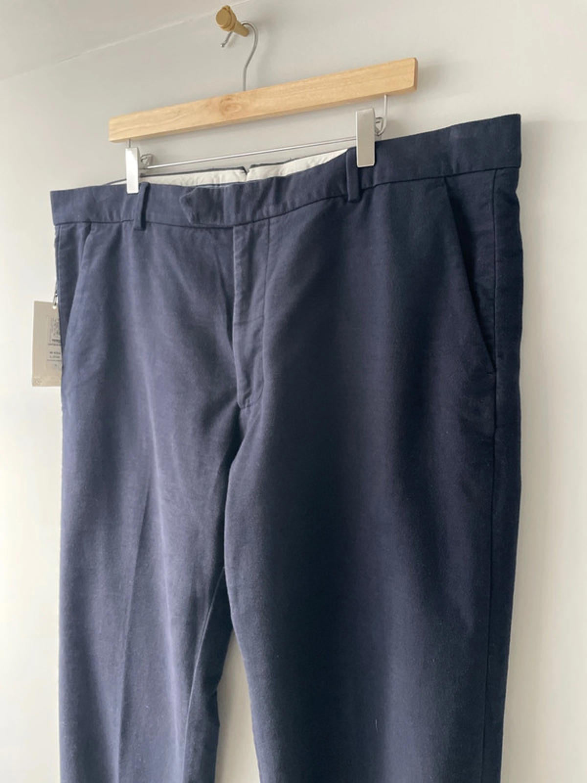 Men’s Jaeger Tapered Fit Trouser In Navy Blue - W42/L31 - 2550