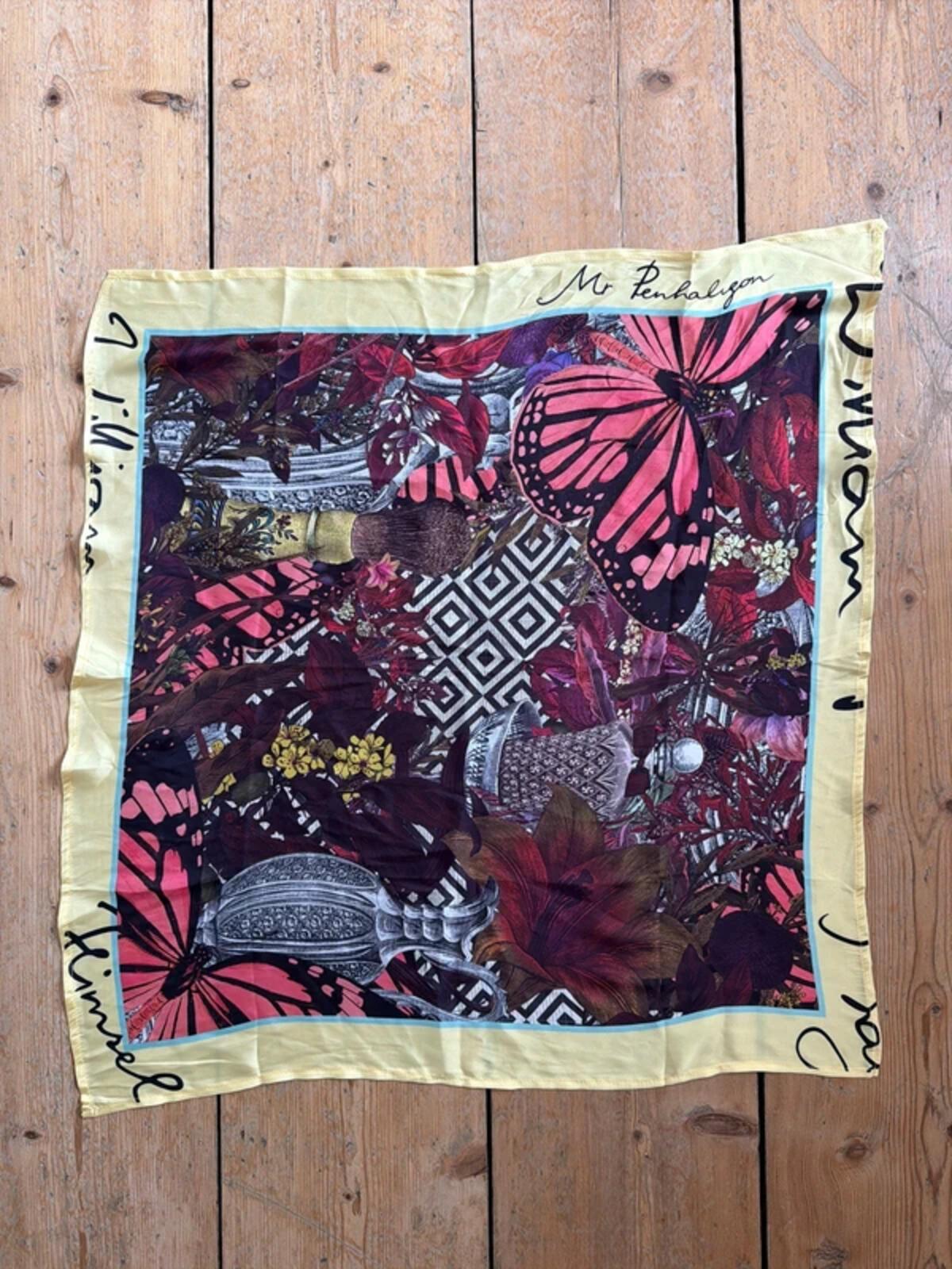 Penhalligons All Over Print Headscarf Bandanna - 3341