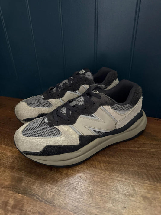 Men’s New Balance X Size M5740 Limited Edition Chunky Sole Trainers - Uk7 - 1300